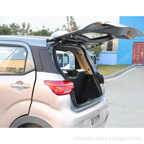 الشحن السريع EV China Electric Oper Four Wheel Electric Small Car للبالغين أرخص سيارة كهربائية صغيرة X7